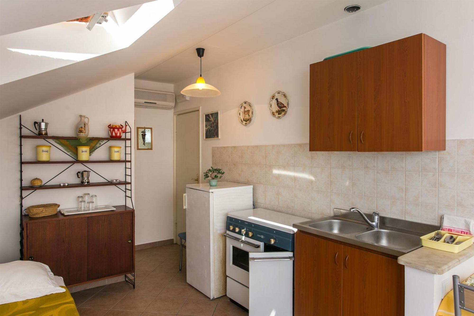 Apartments Marija - 50M From Beach Zaton  Eksteriør bilde